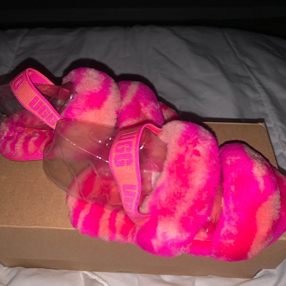 UGG Girls size 9 T ohh yeah  Zebra Slide- BrandNew